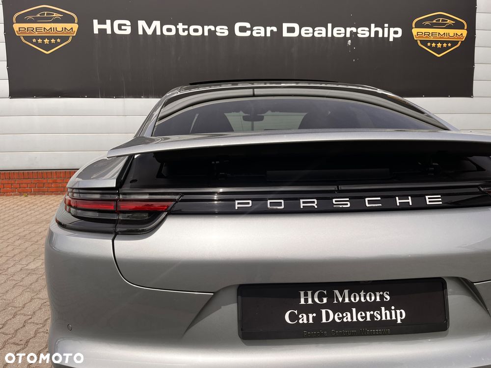 Porsche Panamera 4 - 10