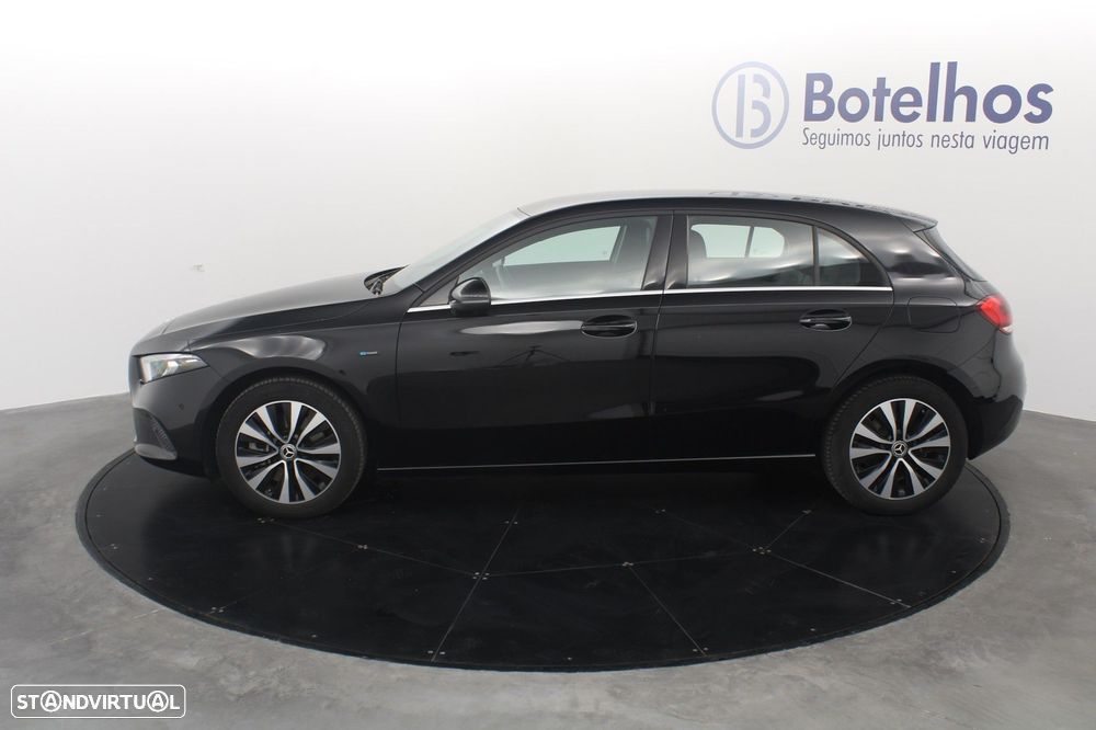 Mercedes-Benz A 250 e Style Plus - 4