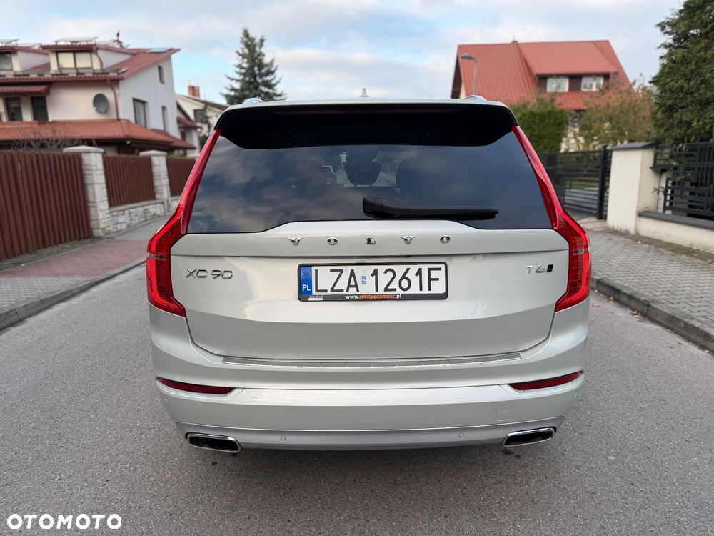 Volvo XC 90 - 5