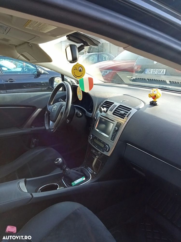 Toyota Avensis 2.0 D-4D Elegance - 14