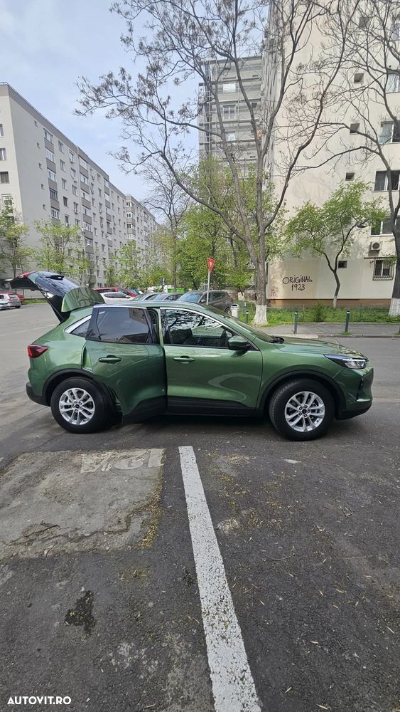 Ford Kuga 2025 photo 4