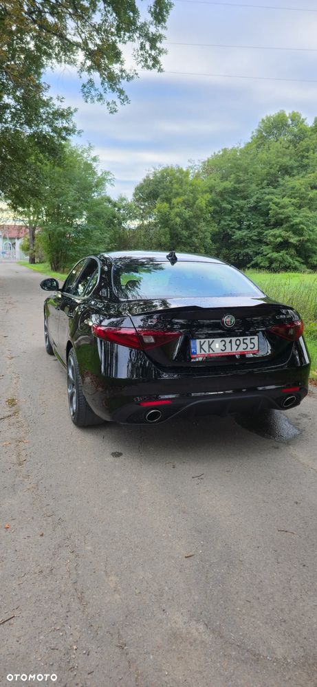 Alfa Romeo Giulia 2.0 Turbo TI Q4 - 8