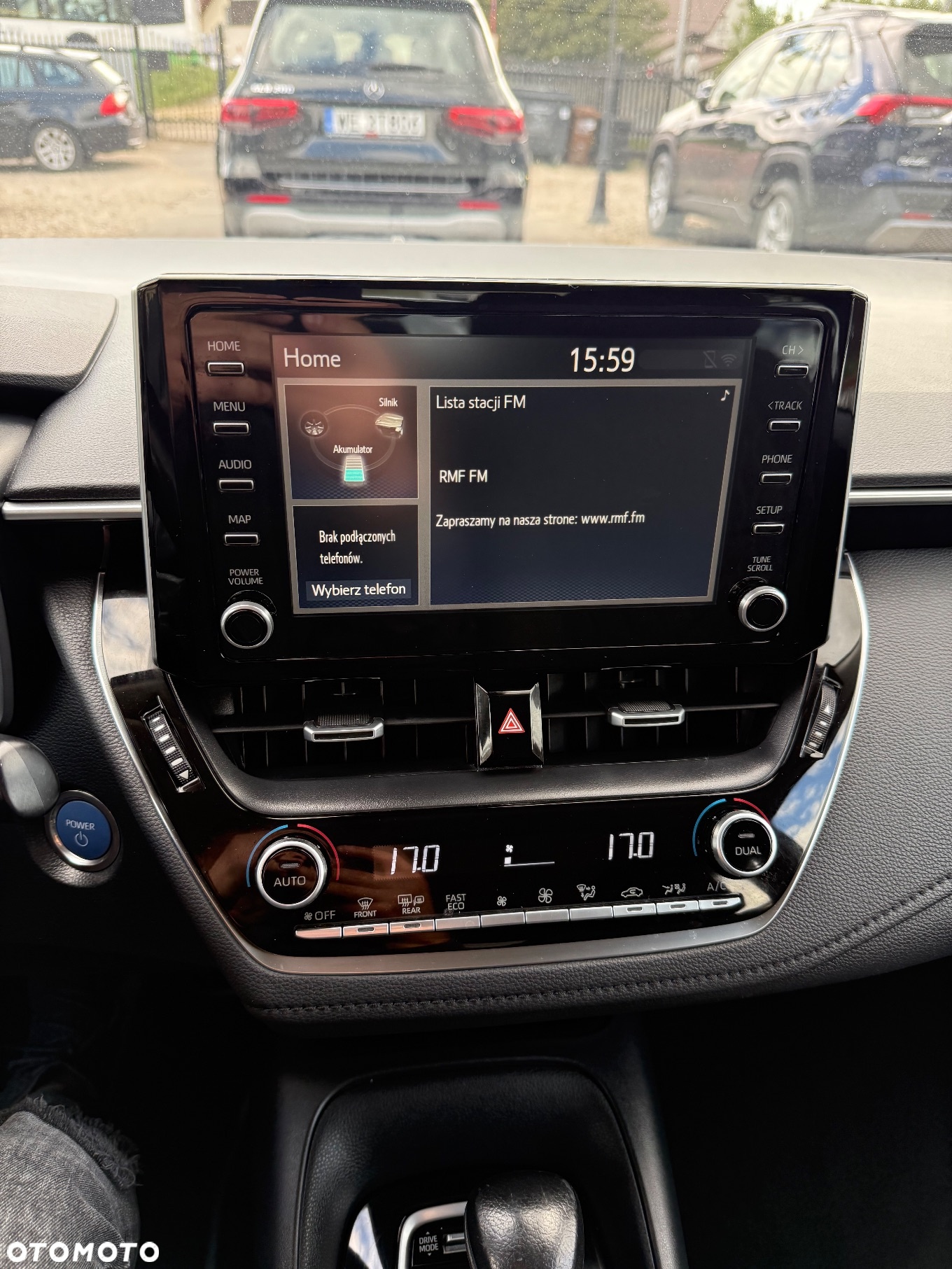 Toyota Corolla 1.8 Hybrid Comfort - 10