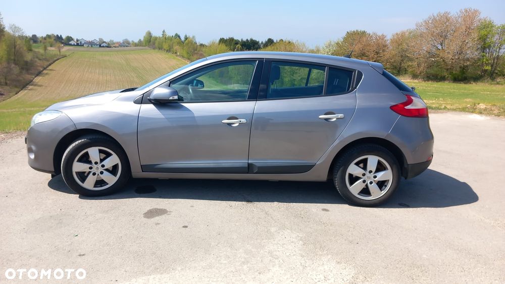 Renault Megane 1.5 dCi Dynamique - 6