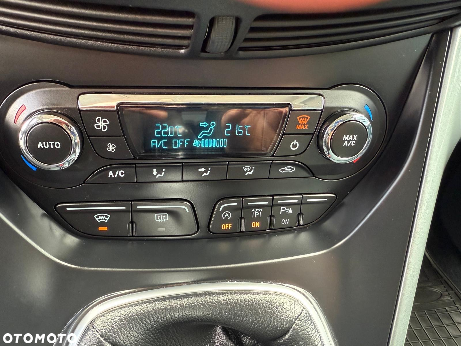 Ford C-MAX 1.0 EcoBoost Titanium ASS - 23