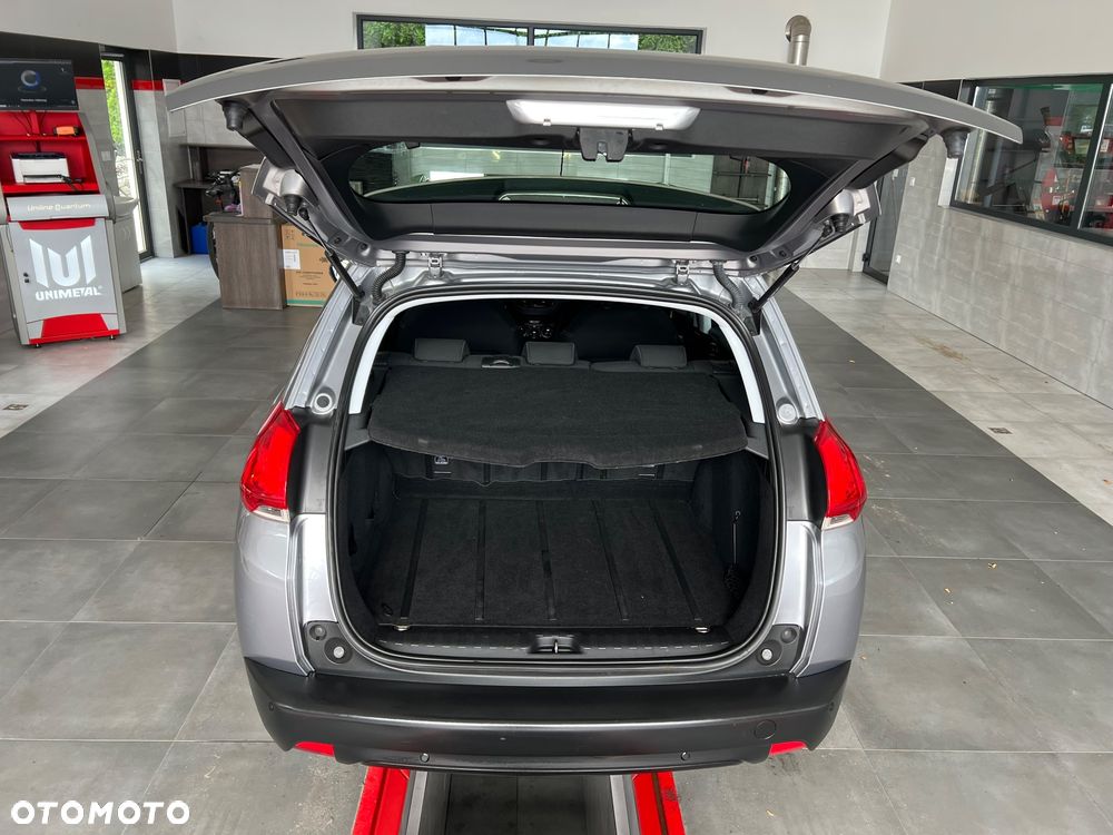 Peugeot 2008 1.2 Pure Tech Style - 20