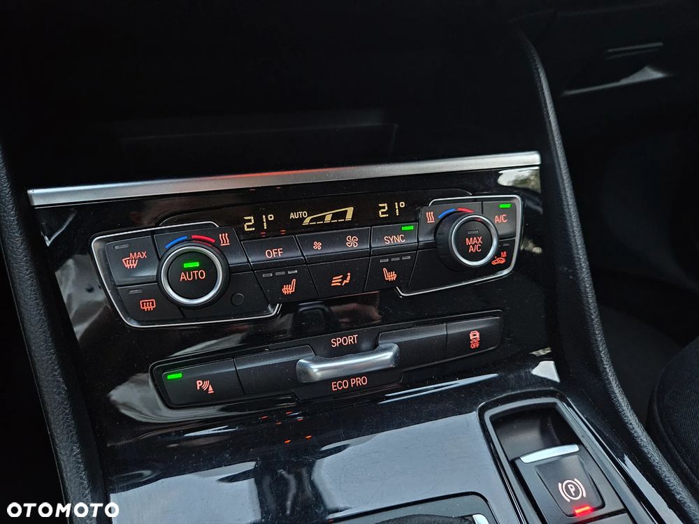 BMW Seria 2 218d GT Sport Line sport - 33
