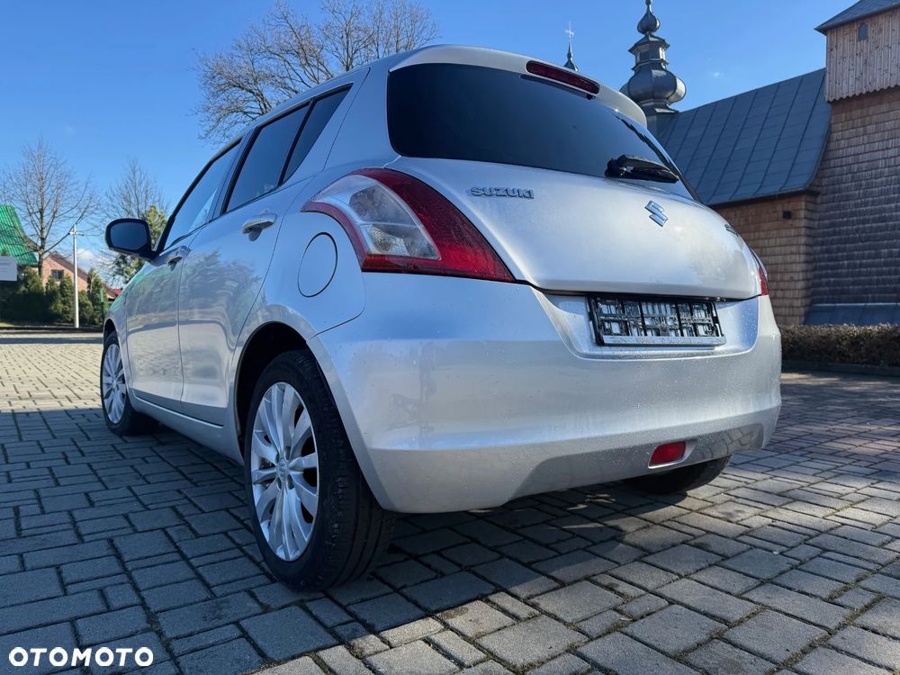 Suzuki Swift 1.3 DDiS 16v GLX DPF - 5
