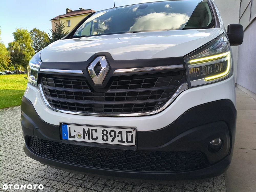 Renault TRAFIC PO LIFTINGU 2.0 DCI (120KM) 6-BIEGÓW (L2H1) LONG KLIMA STAN IDEALNY BEZWYPADKOWY NIE MA RDZY SERWIS KM DO KOŃCA ! ! ! - 29