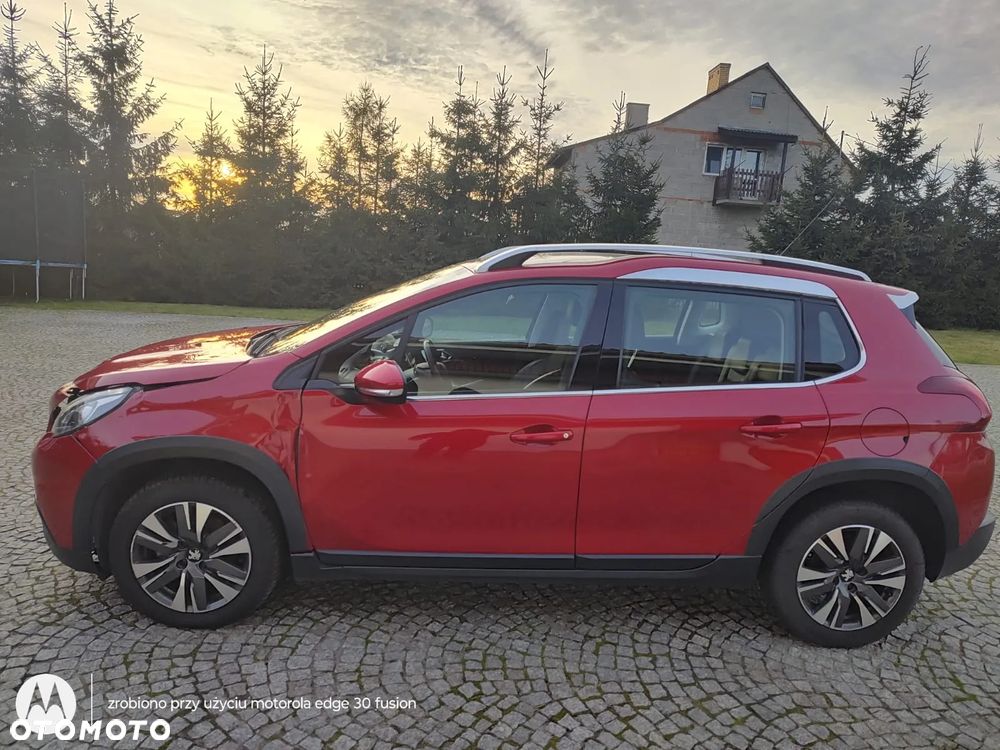 Peugeot 2008 BlueHDi FAP 120 STOP & START Allure - 5