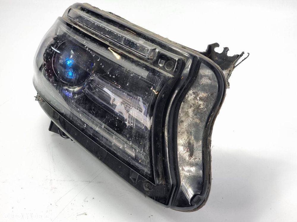 LAMPA PRAWA PRZÓD DODGE CHARGER TYC - 10