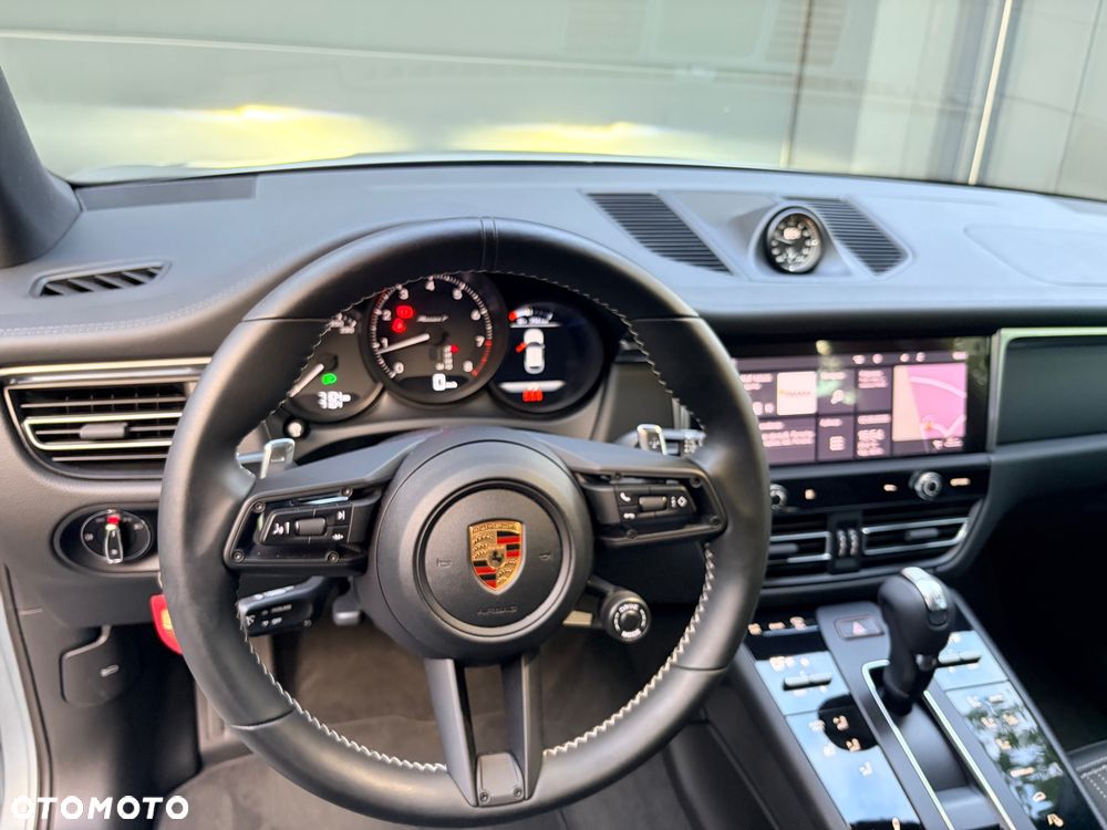 Porsche Macan T - 27