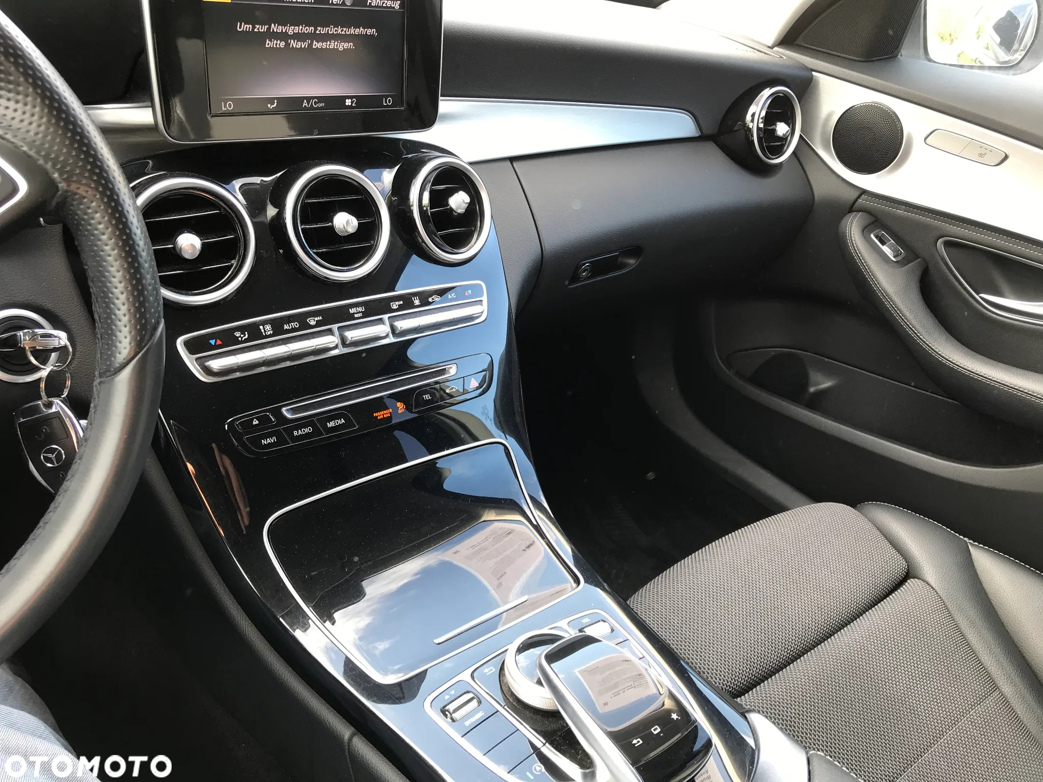 Mercedes-Benz Klasa C 200 (BlueTEC) d T 7G-TRONIC Exclusive - 2