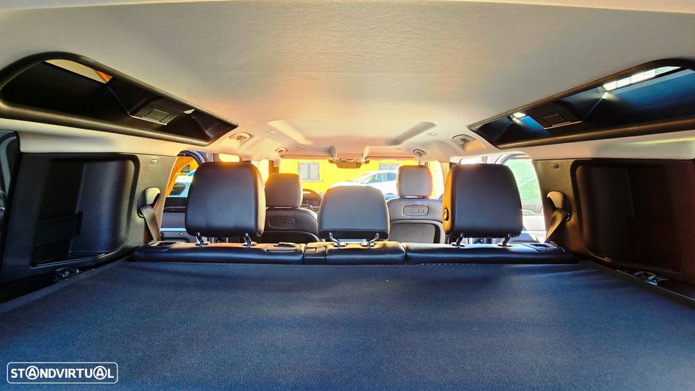 Land Rover Defender 2.0 D 110 AWD S - 26