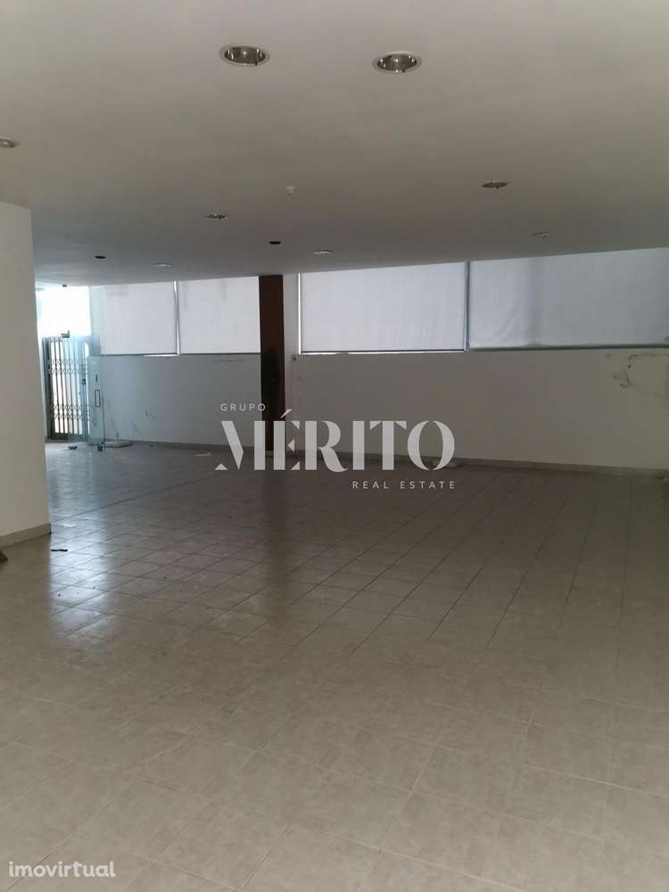 Loja em Santo Tirso com 278 m2 - Grande imagem: 2/13