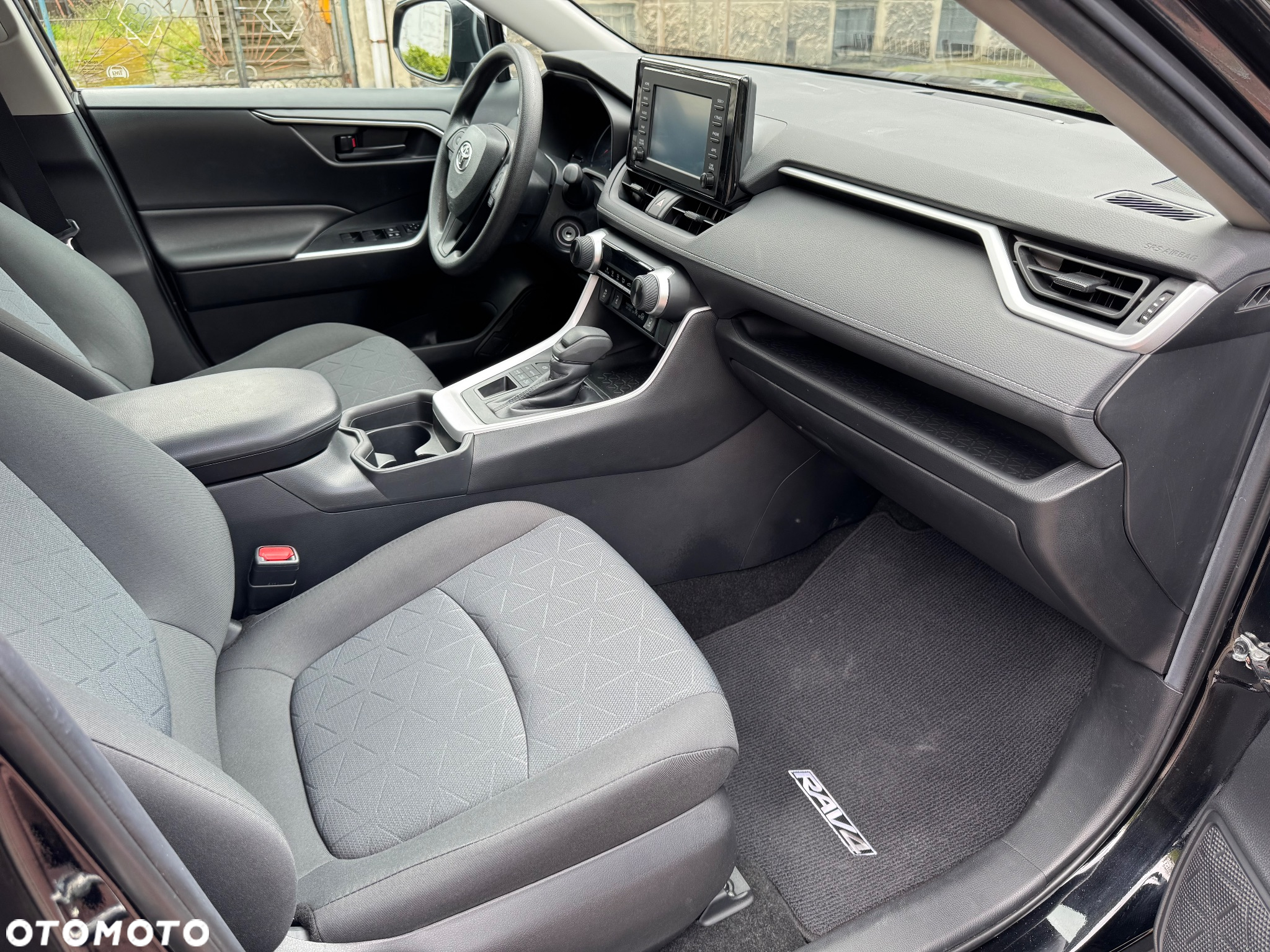 Toyota RAV4 - 31