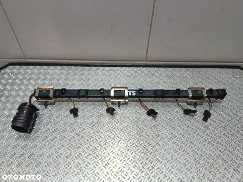 wiązka instalacja pompowtryskiwaczy VW T5 2.5 TDI 070971033
