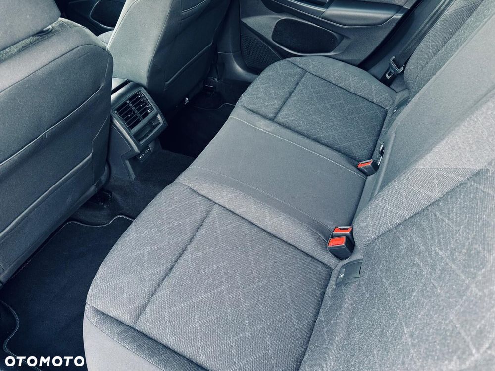 Volkswagen Golf Variant 2.0 TDI Life - 15