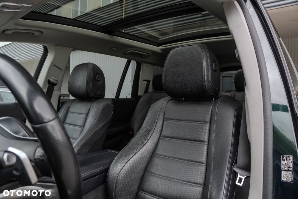 Mercedes-Benz GLS - 14