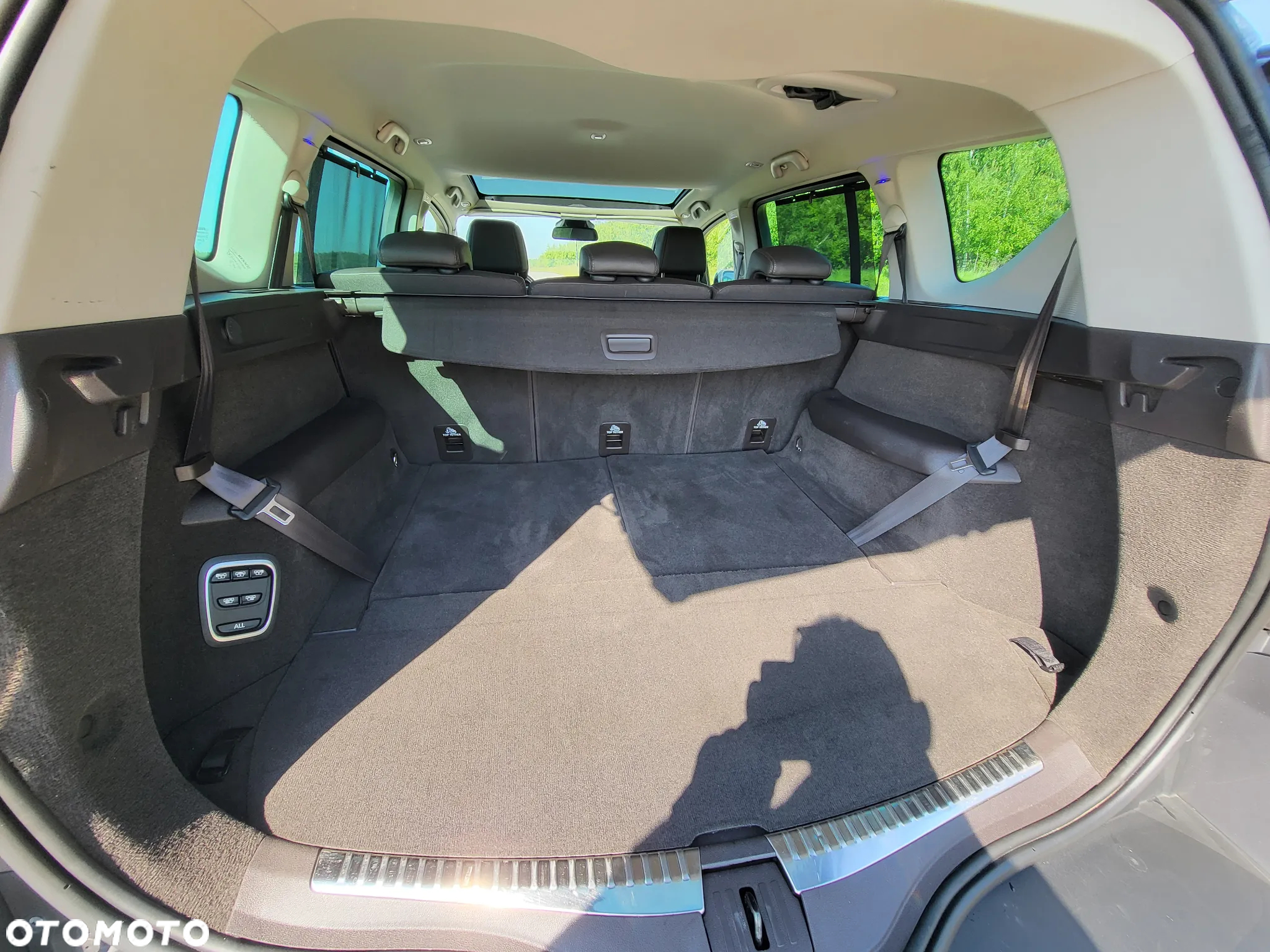 Renault Espace 1.6 dCi Energy SL Techno EDC 7 os - 8