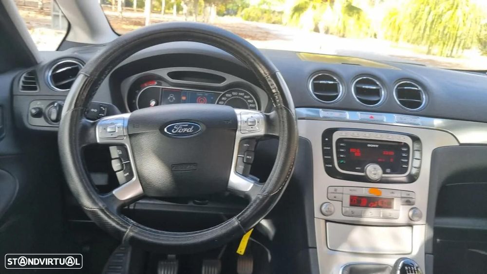 Ford S-Max 1.8 TDCi Titanium 7L - 10