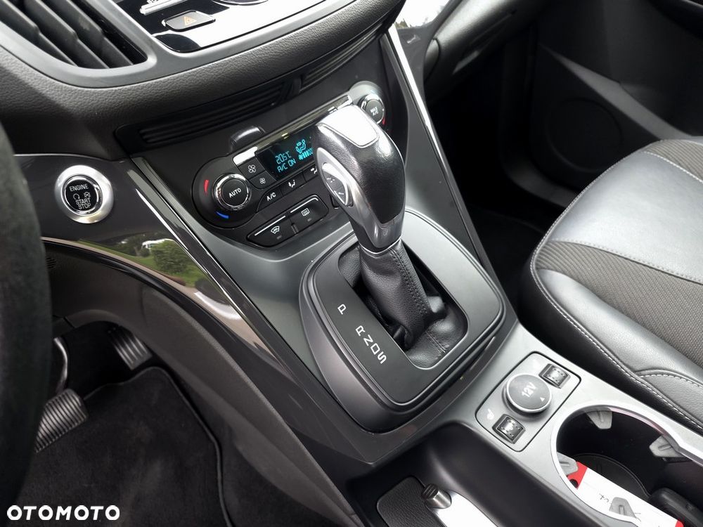 Ford Kuga 2.0 TDCi 4WD Titanium - 22