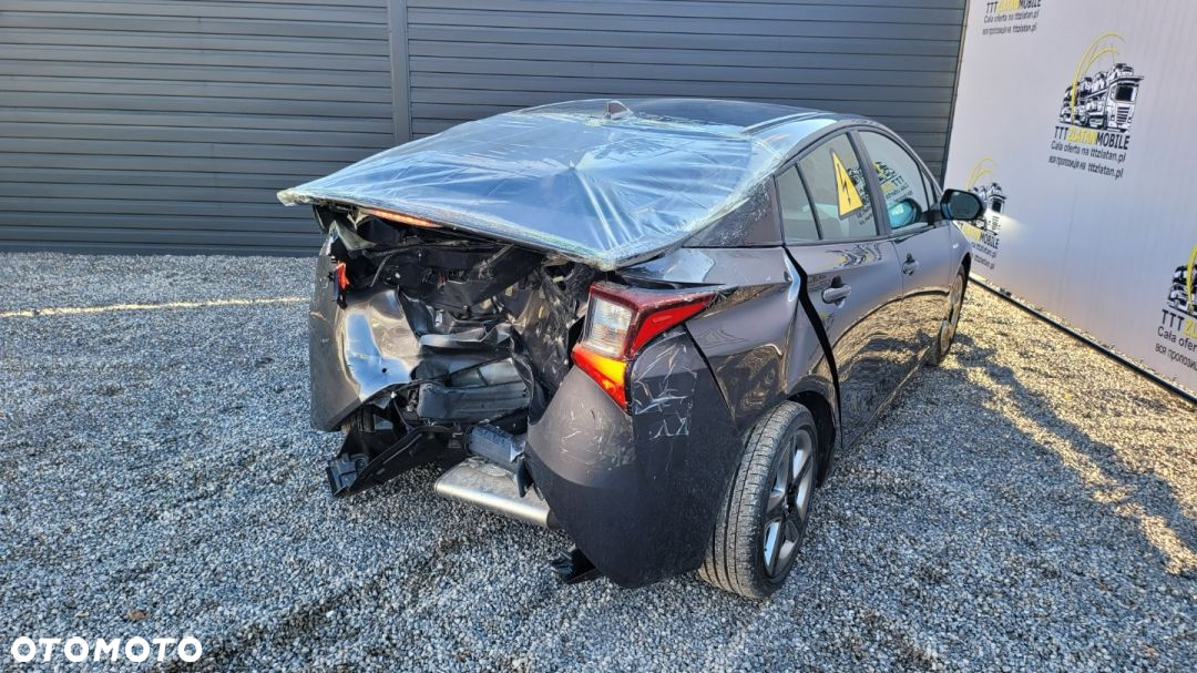 Toyota Prius - 18