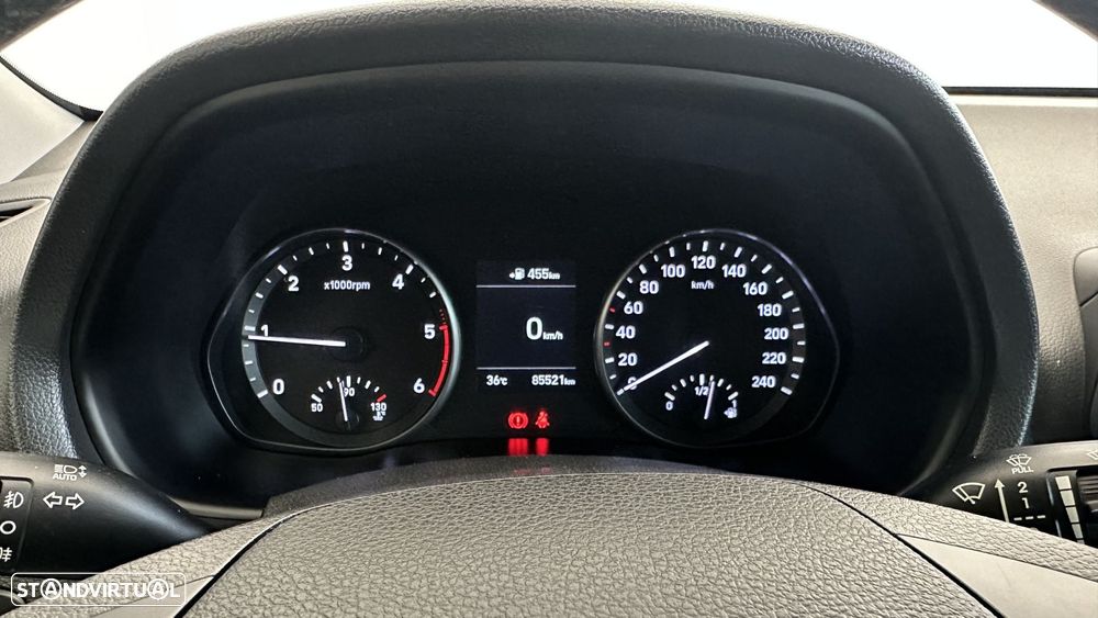 Hyundai i30 SW 1.6 CRDi Blue Comfort Auto AC+J17 - 14