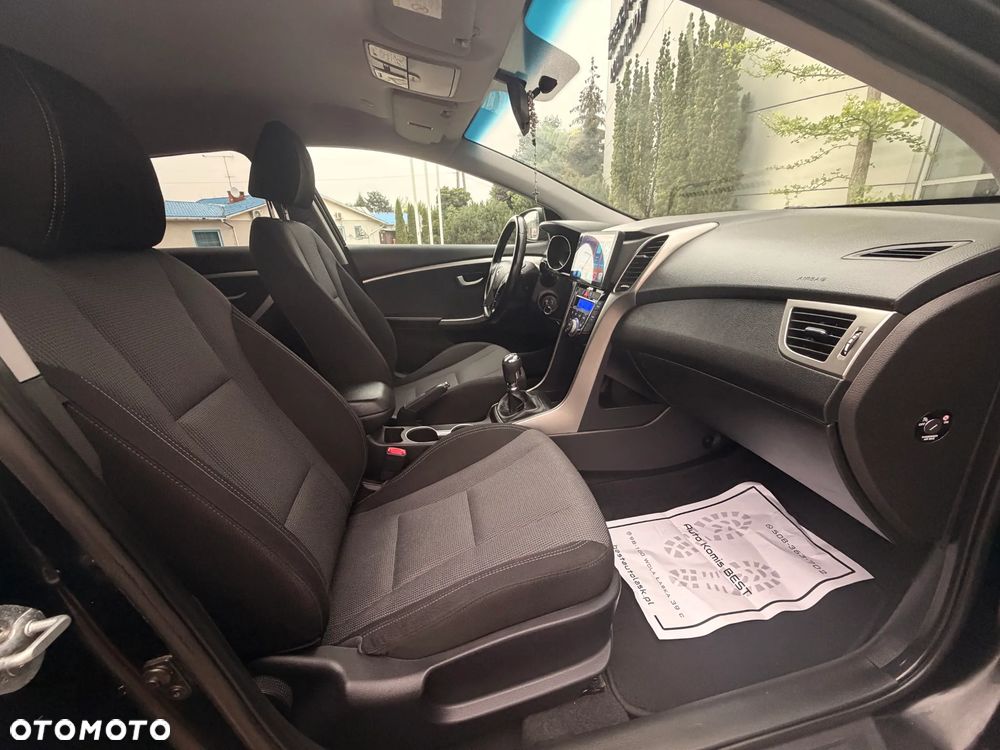 Hyundai i30 - 38