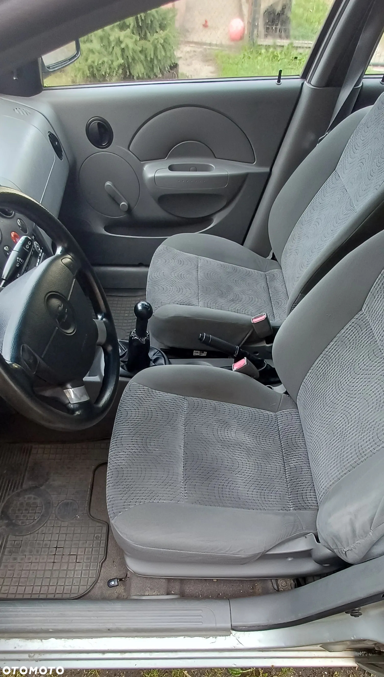 Chevrolet Aveo - 9
