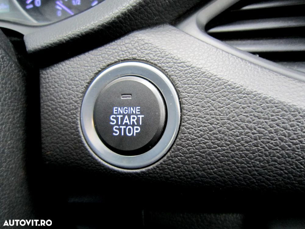 Hyundai i30 Kombi 1.6 CRDI DCT Select - 28