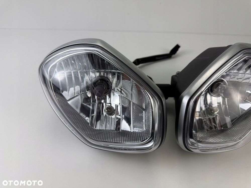 Przednia lampa reflektor Triumph Street Triple 675 2013-17 - 2