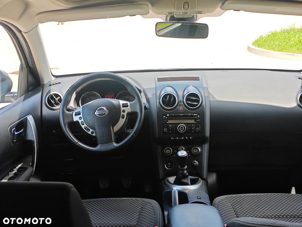 Nissan Qashqai+2 - 27