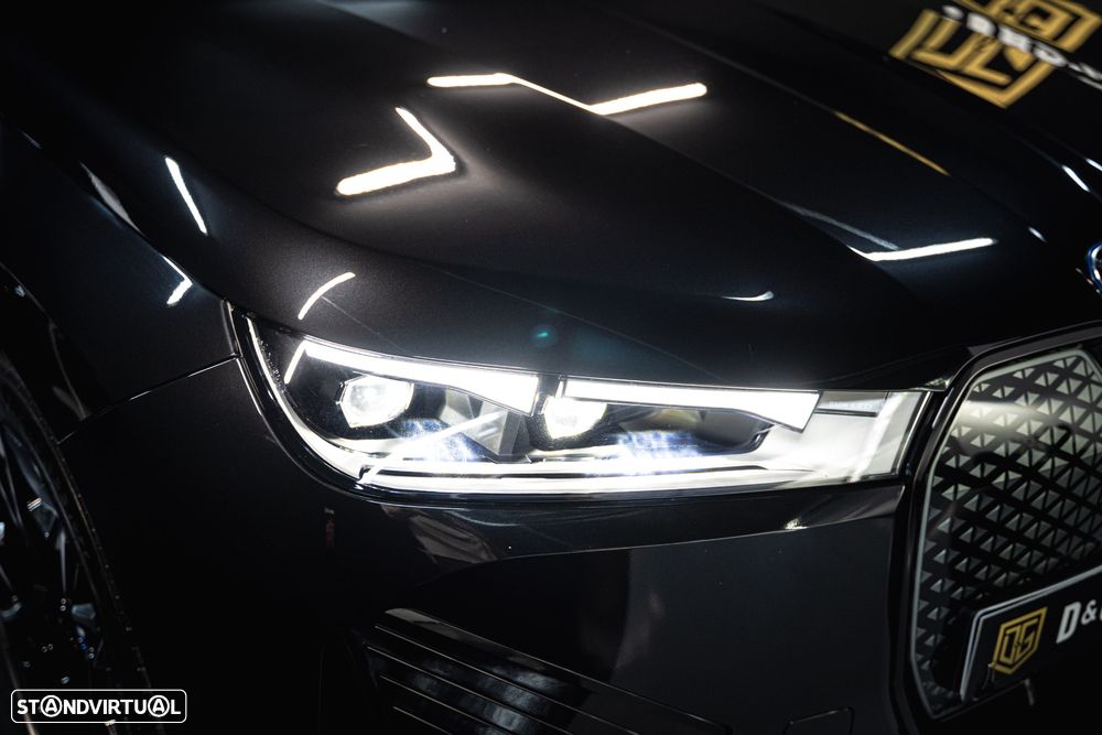 BMW iX xDrive 40 Pack Desportivo - 5