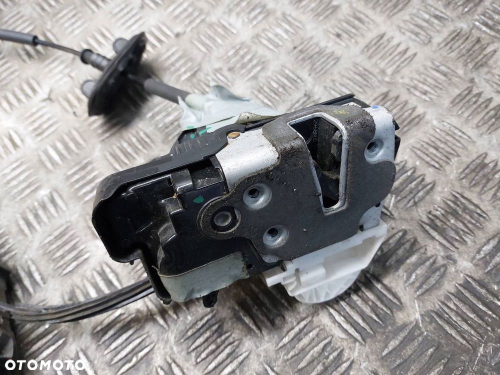 ZAMEK DRZWI LEWY PRZÓD + KLAMKA ZEWNĘTRZNA FOCUS MK4 JX7B-A219A65-AAE - 3