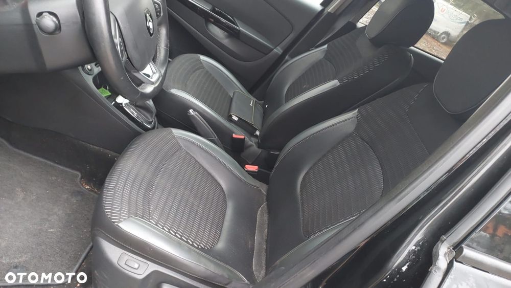 Renault Captur dCi 90 EDC Helly Hansen - 11