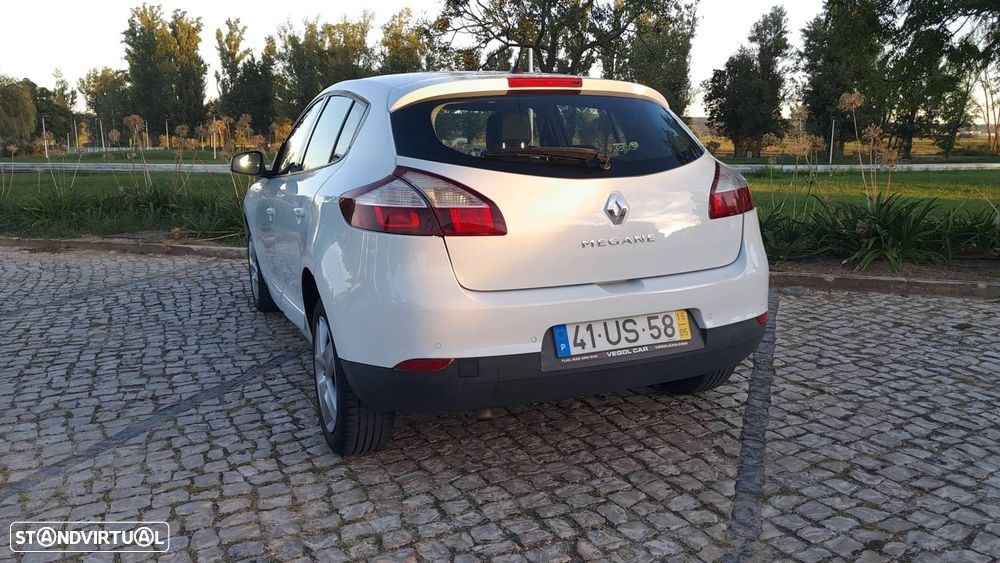 Renault Mégane 1.5 dCi Intens — photo 3