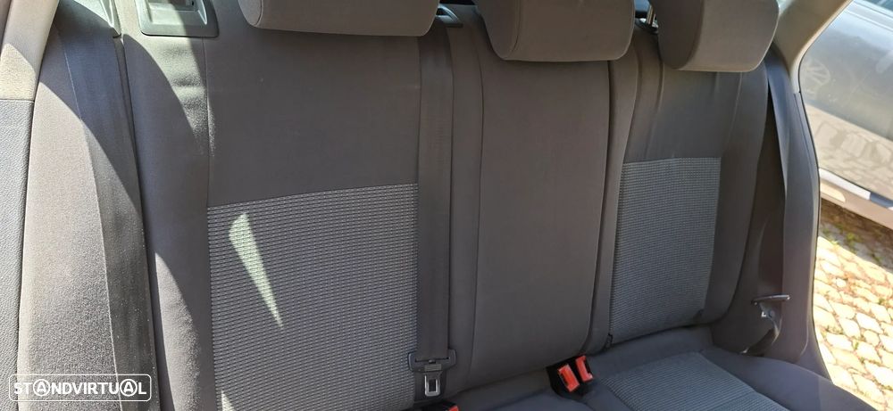VW Golf Variant 1.9 TDi Confortline - 14