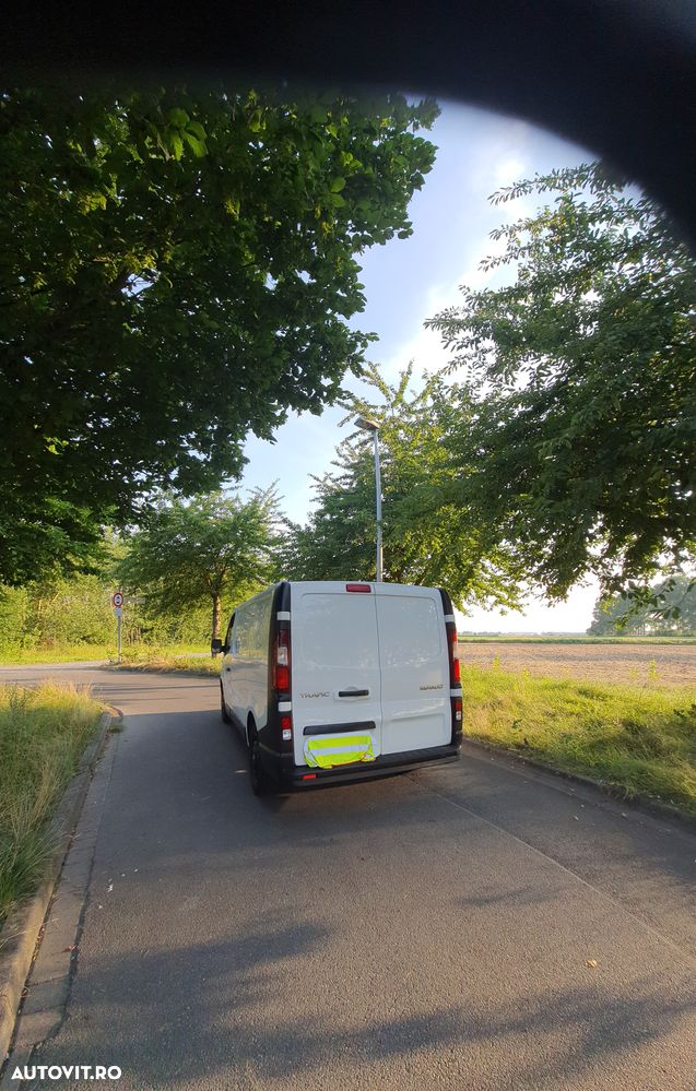 Renault Trafic dCi 95 Combi Authentique - 6