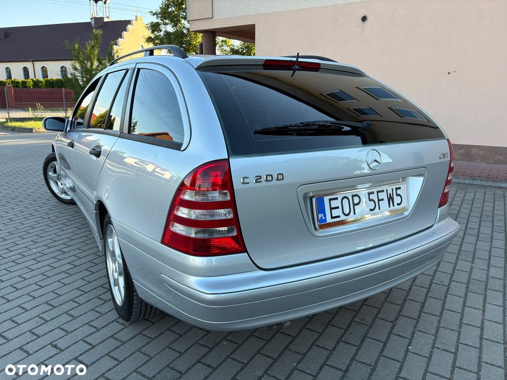 Mercedes-Benz Klasa C 200 CDI Elegance - 16