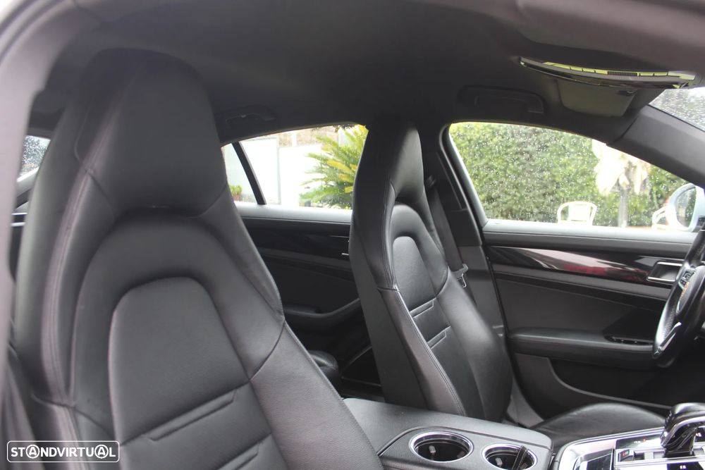Porsche Panamera S Hybrid - 22