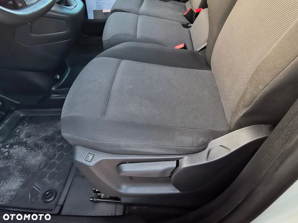 Opel Combo 1,5D 131KM - 16