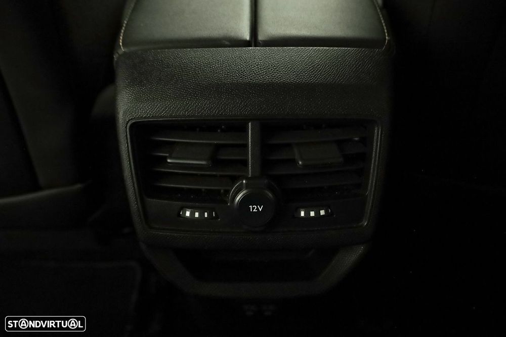 Peugeot 3008 1.2 Hybrid Allure e-DCS6 - 22