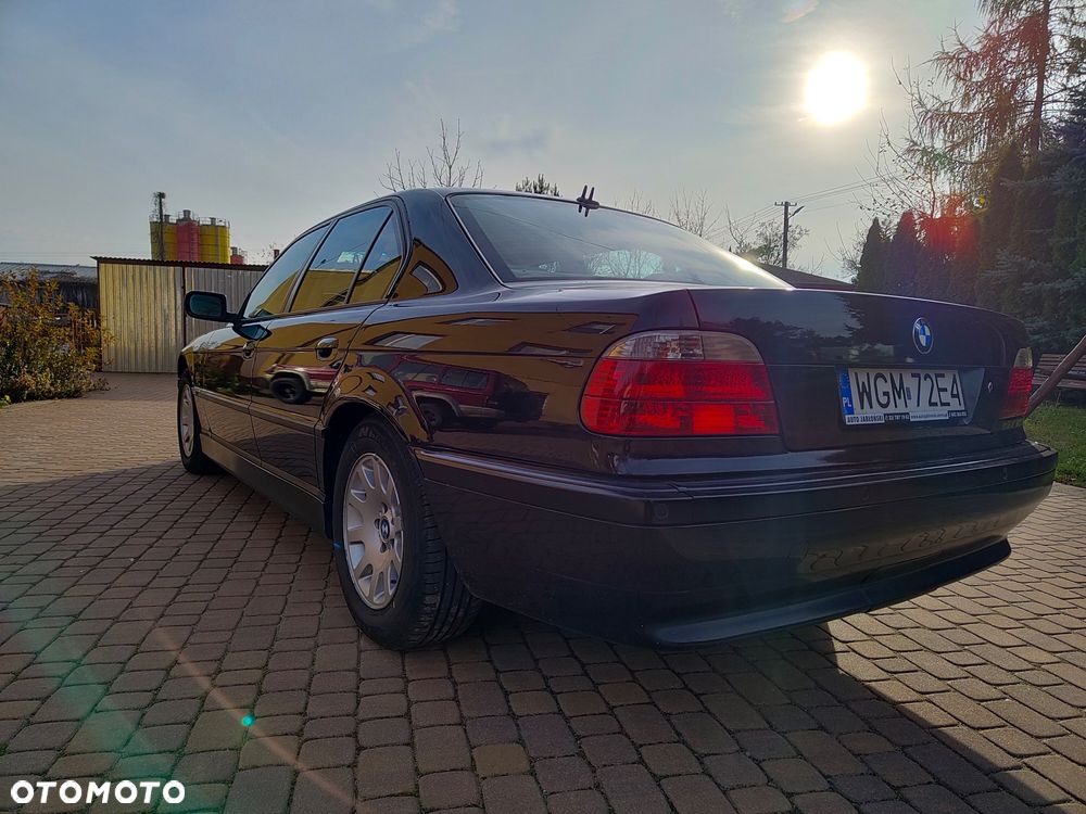 BMW Seria 7 740d - 9