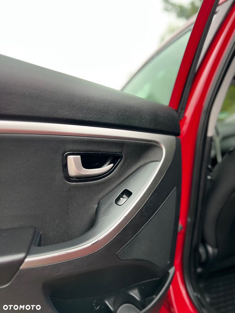 Hyundai i30 i30cw 1.4 Intro Edition - 21