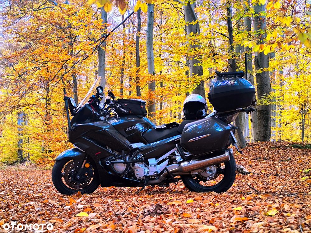 Yamaha FJR - 1