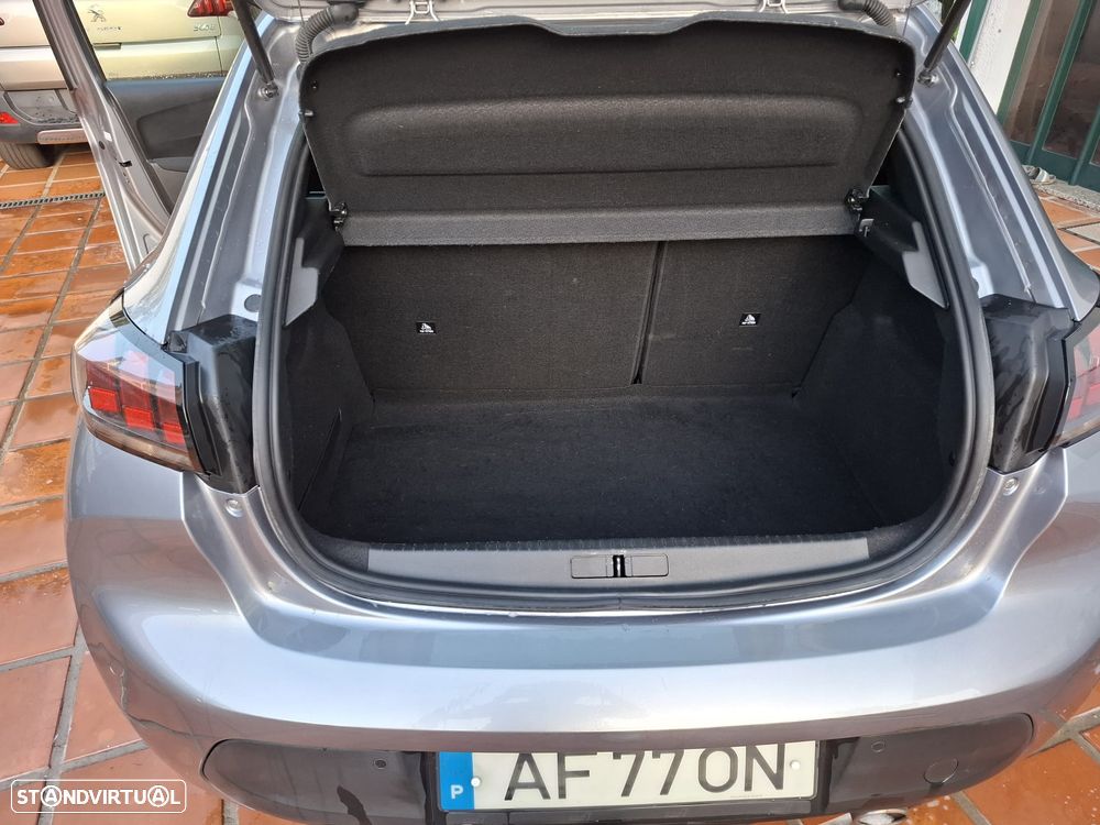 Peugeot 208 1.2 PureTech Allure - 31