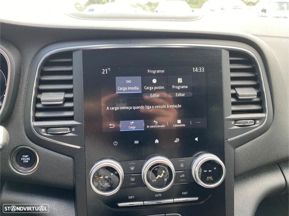 Renault Mégane Sport Tourer E-TECH Plug-in 160 INTENS - 32