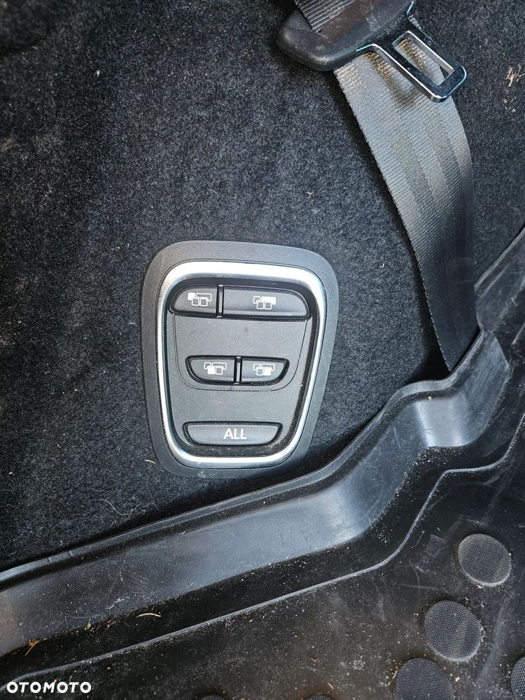 Renault Grand Scenic - 26