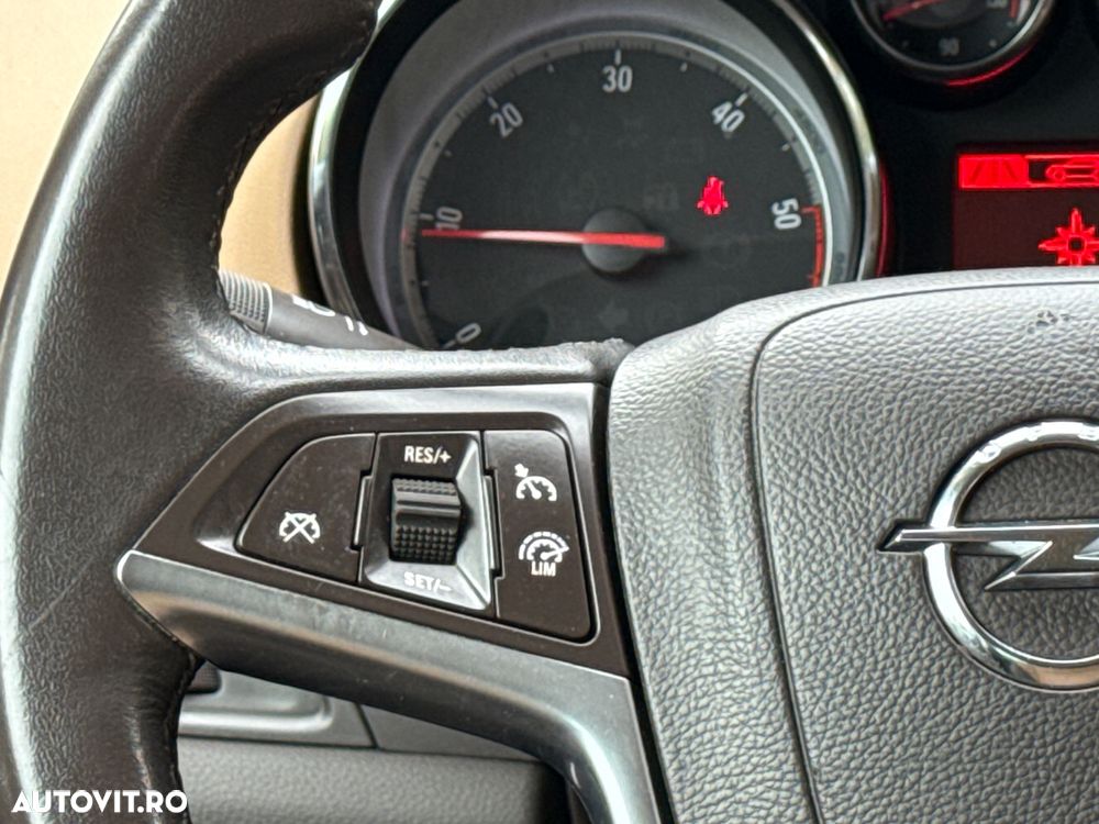 Opel Zafira Tourer 2.0 CDTI ECOTEC Cosmo Aut. - 22